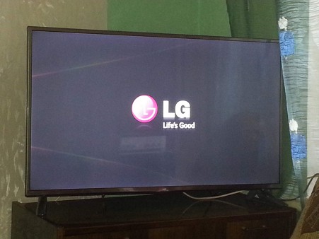 Телевизор LG самостоятельно выключается